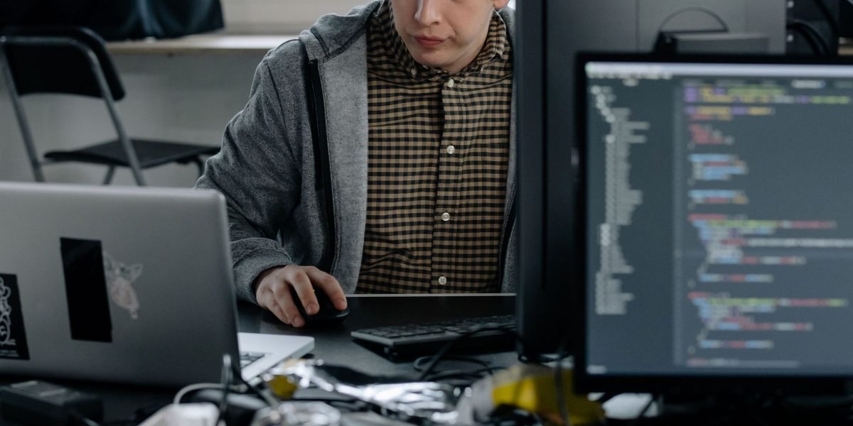 Select Best AI Tools for Businesses and Prevent Hallucinations